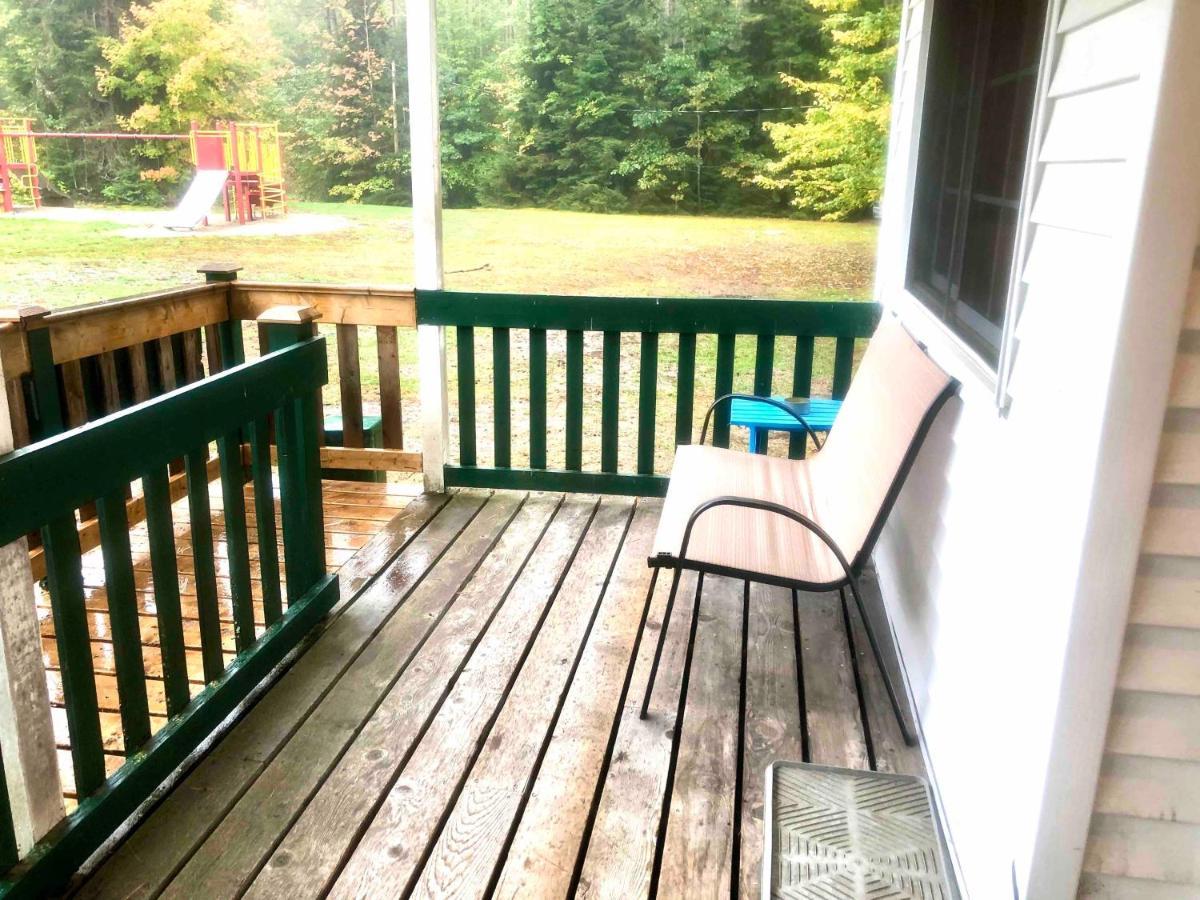 High Falls Bay Cottages, Camping & Waterpark Bracebridge Extérieur photo